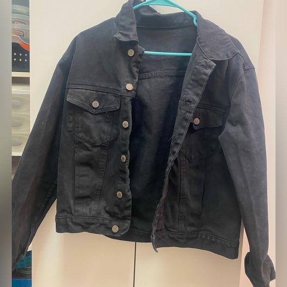 Black jean jacket - Picture 1 of 2